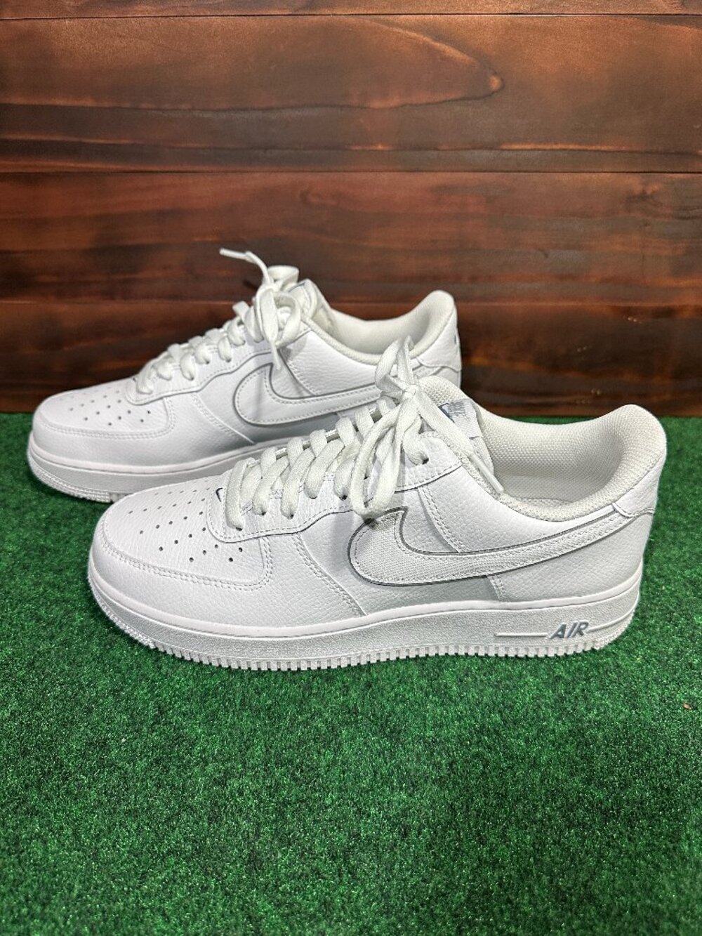 Nike Air Force 1 Low 07 LV8 White Silver Wolf Grey Sz 9.5